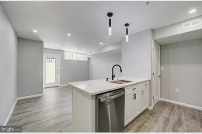 832 19th Street NE #A, Washington, DC 20002 - Photo 5