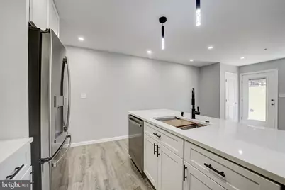 832 19th Street NE #A, Washington, DC 20002 - Photo 7