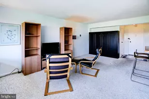 4201 Cathedral Ave NW, Washington, DC 20016 - Photo 15