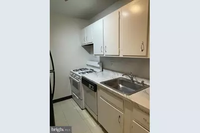 1301 20th Street NW #316, Washington, DC 20036 - Photo 3