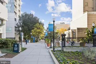 730 24th St NW, Washington, DC 20037 - Photo 19