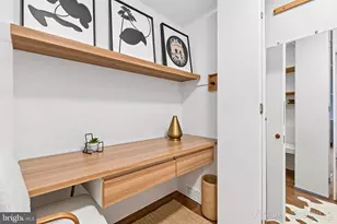 730 24th St NW, Washington, DC 20037 - Photo 21