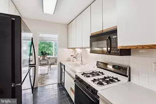 2475 Virginia Ave NW, Washington, DC 20037 - Photo 19