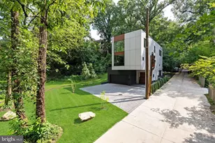 4656 Broad Branch Rd NW, Washington, DC 20008 - Photo 3