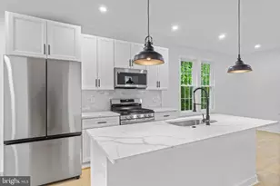 4320 Burns St SE, Washington, DC 20019 - Photo 9