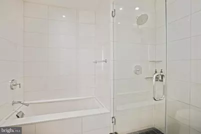 1177 22nd Street NW #7B, Washington, DC 20037 - Photo 13