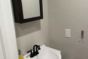 906 I St SE, Washington, DC 20003 - Photo 11