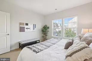 2506 Hurston Ln NE, Washington, DC 20018 - Photo 21