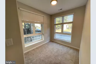 1307 K Street SE #101, Washington, DC 20003 - Photo 5