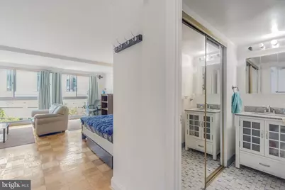 922 24th Street NW #415, Washington, DC 20037 - Photo 9