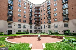 1111 25th St NW, Washington, DC 20037 - Photo 17