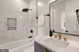 6008 34th Pl NW, Washington, DC 20015 - Photo 35