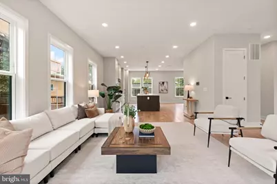 6008 34th Place NW, Washington, DC 20015 - Photo 9