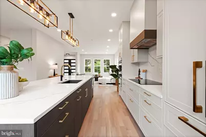 6008 34th Place NW, Washington, DC 20015 - Photo 15