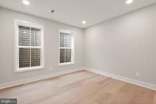 6008 34th Pl NW, Washington, DC 20015 - Photo 23