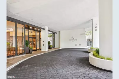 700 New Hampshire Avenue NW #116, Washington, DC 20037 - Photo 1