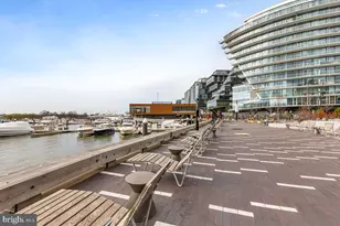 42 G St SW, Washington, DC 20024 - Photo 47