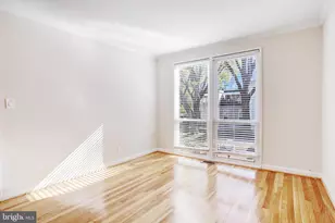 42 G St SW, Washington, DC 20024 - Photo 23