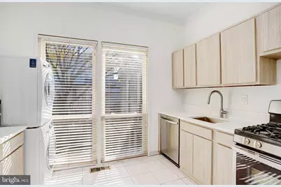 42 G Street SW, Washington, DC 20024 - Photo 11