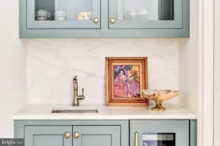 311 5th St SE, Washington, DC 20003 - Photo 9