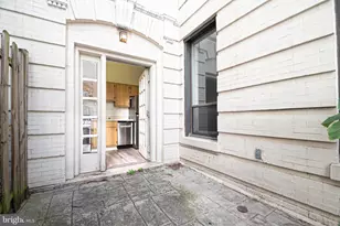 1669 Columbia Rd NW, Washington, DC 20009 - Photo 33