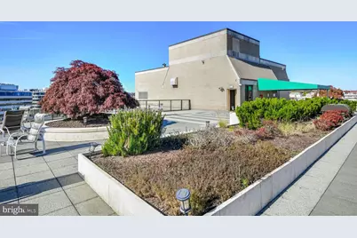 800 25th Street NW #806, Washington, DC 20037 - Photo 17