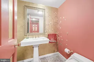 800 25th St NW, Washington, DC 20037 - Photo 9