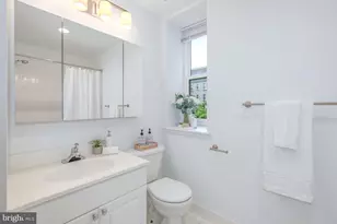 1308 Clifton St NW, Washington, DC 20009 - Photo 13