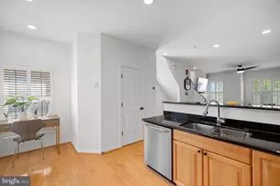 1215 V St NW, Washington, DC 20009 - Photo 13