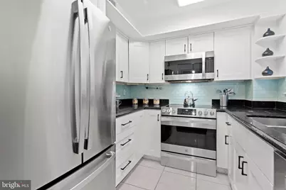 3630 39th Street NW #E533, Washington, DC 20016 - Photo 13