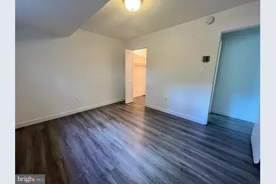 2400 41st Street NW #103, Washington, DC 20007 - Photo 17