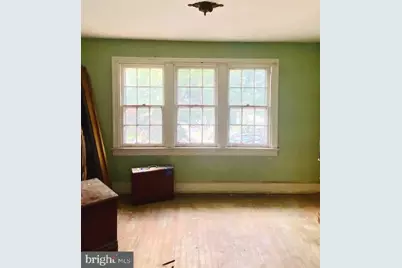 1733 L Street NE, Washington, DC 20002 - Photo 1