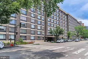 2501 Calvert St NW, Washington, DC 20008 - Photo 31