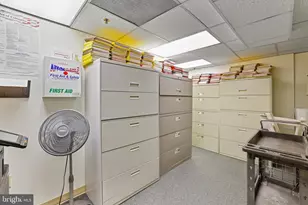 801 Pennsylvania Ave. SE, Washington, DC 20003 - Photo 49