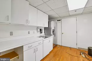 801 Pennsylvania Ave. SE, Washington, DC 20003 - Photo 45