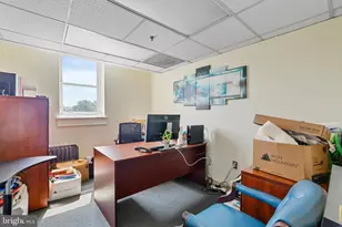 801 Pennsylvania Ave. SE, Washington, DC 20003 - Photo 51