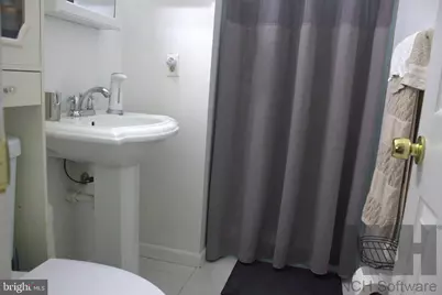 1902 Valley Terrace SE, Washington, DC 20032 - Photo 17