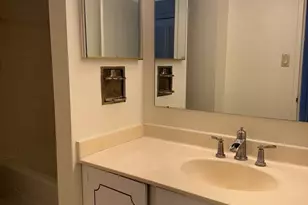 2555 NW Pennsylvania Ave NW, Washington, DC 20037 - Photo 13