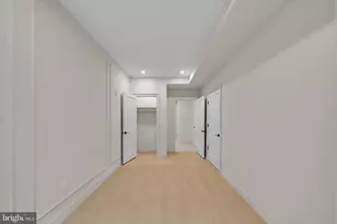 2121 Ward Pl NW, Washington, DC 20037 - Photo 9