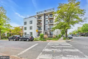 1103 Fern St NW, Washington, DC 20012 - Photo 49