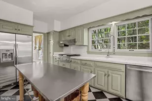 4925 Weaver Terrace NW, Washington, DC 20016 - Photo 7