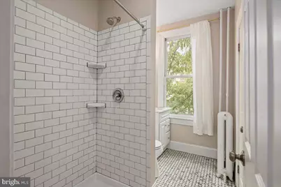 304 2nd Street SE, Washington, DC 20003 - Photo 35