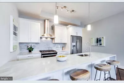 726 Girard Street NW #2, Washington, DC 20001 - Photo 5