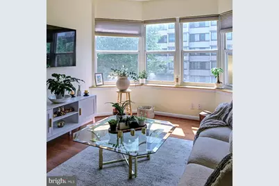 1111 11th Street NW #304, Washington, DC 20001 - Photo 5