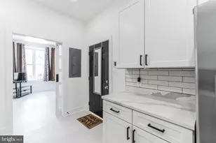 33 Florida Ave NE, Washington, DC 20002 - Photo 3