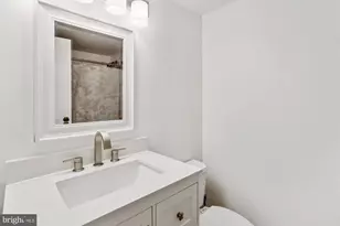 2030 F St NW, Washington, DC 20006 - Photo 25