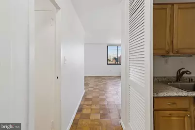 2030 F Street NW #906, Washington, DC 20006 - Photo 9