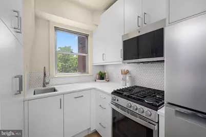 2500 Q Street NW #410, Washington, DC 20007 - Photo 1