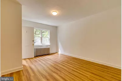 81 Q Street SW, Washington, DC 20024 - Photo 5