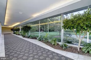 4201 Cathedral Ave NW, Washington, DC 20016 - Photo 25